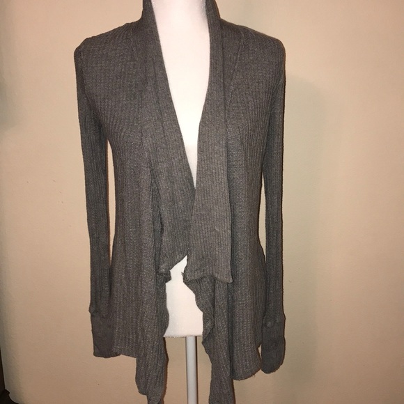 Cupio Sweaters - Cupio size small gray cardigan